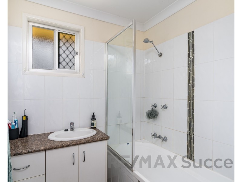 2/21 Hampton Street, Newtown QLD 4350