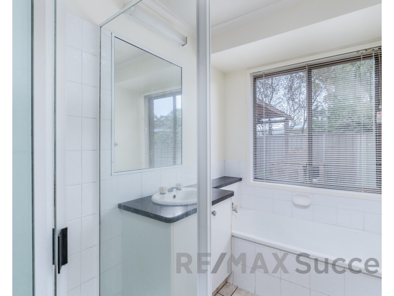 9 Jacinta Court, Wilsonton QLD 4350