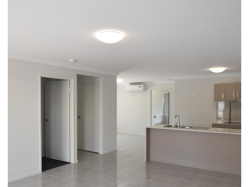 9/8 Link Street, North Toowoomba QLD 4350