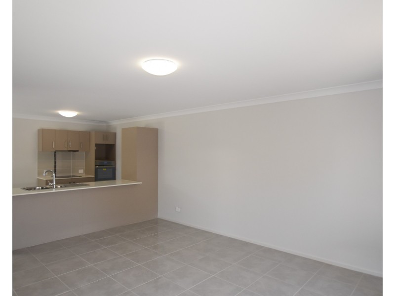 9/8 Link Street, North Toowoomba QLD 4350