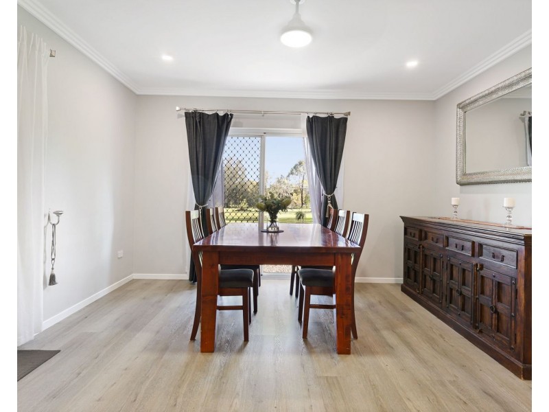 22 Burkes Road, Gowrie Junction QLD 4352