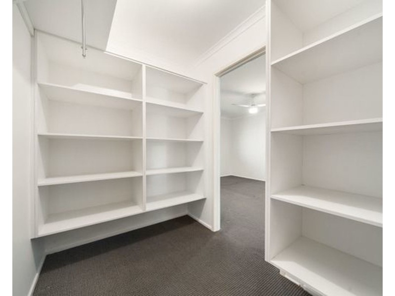 22 Burkes Road, Gowrie Junction QLD 4352