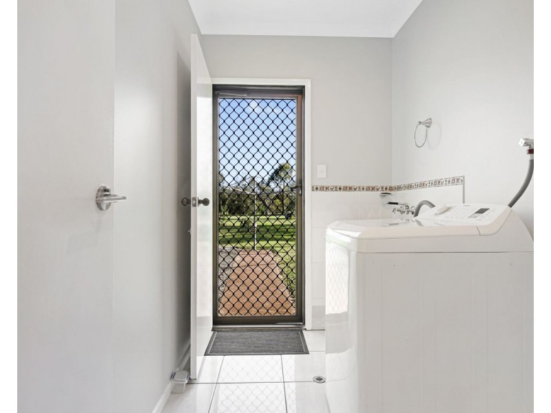 22 Burkes Road, Gowrie Junction QLD 4352