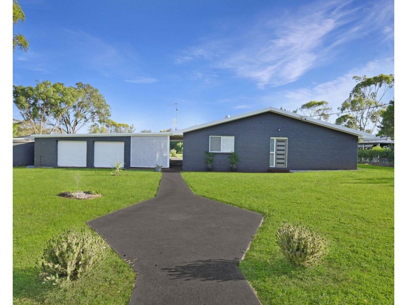 22 Burkes Road, Gowrie Junction QLD 4352