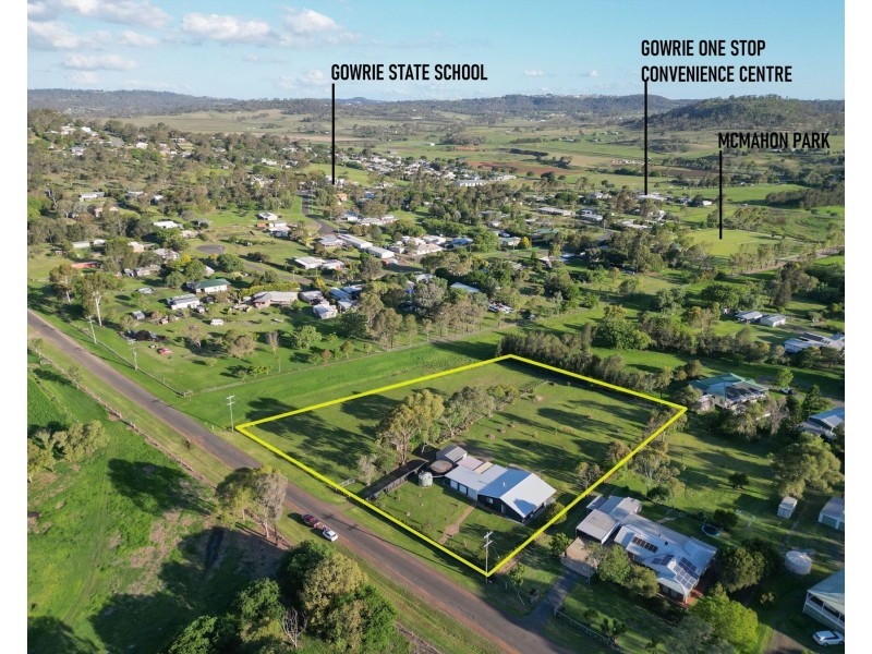 22 Burkes Road, Gowrie Junction QLD 4352