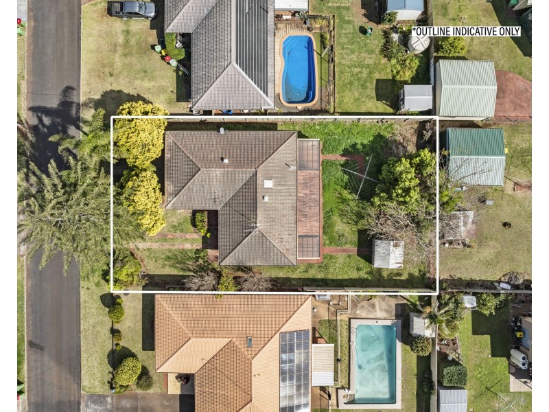 11 Rye Street, Wilsonton QLD 4350