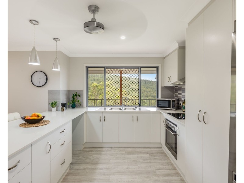 104-108 Flagstone Creek Road, Middle Ridge QLD 4350