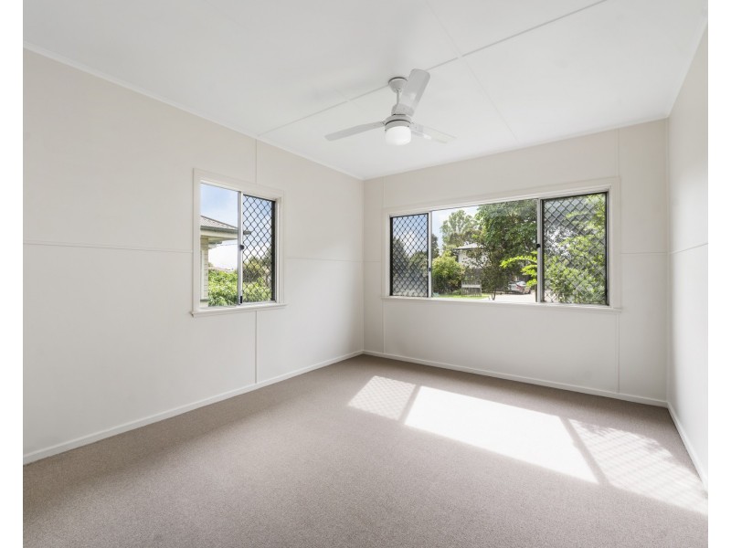 19 Ellis Street, Wilsonton QLD 4350
