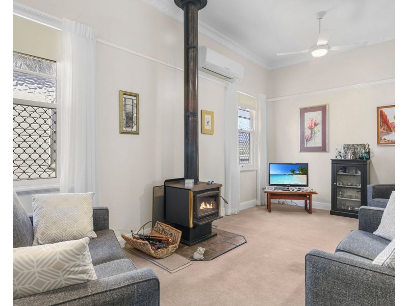 22 Gowrie Street, Toowoomba City QLD 4350