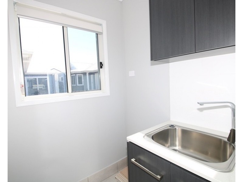 2/173a South Street, South Toowoomba QLD 4350