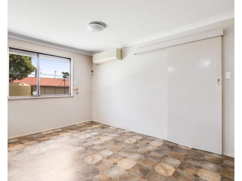 21 Clive Cresent, Darling Heights QLD 4350