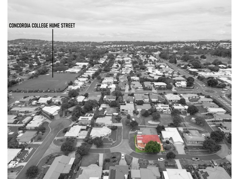 1/6 Darmstadt Court, Kearneys Spring QLD 4350