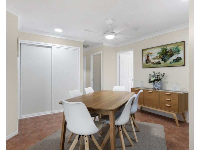 1/6 Darmstadt Court, Kearneys Spring QLD 4350