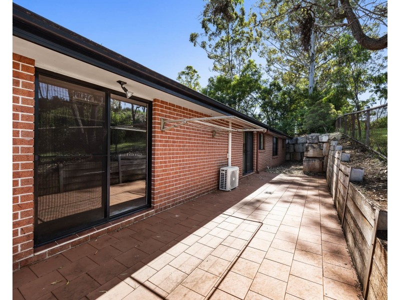 30 Willowburn Drive, Rockville QLD 4350