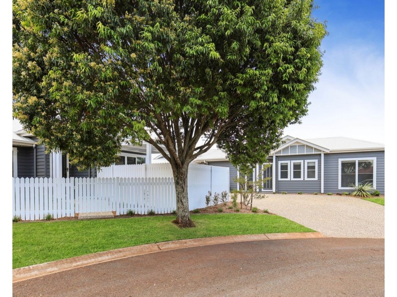 3/13 Janine Court, Kearneys Spring QLD 4350