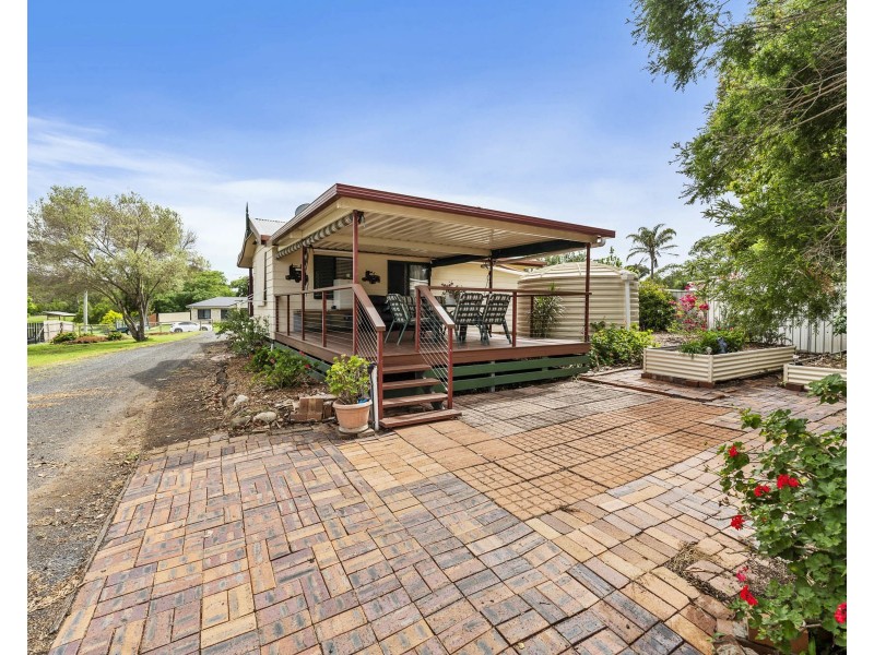 24 Claire-Lee Crescent, Kingsthorpe QLD 4400