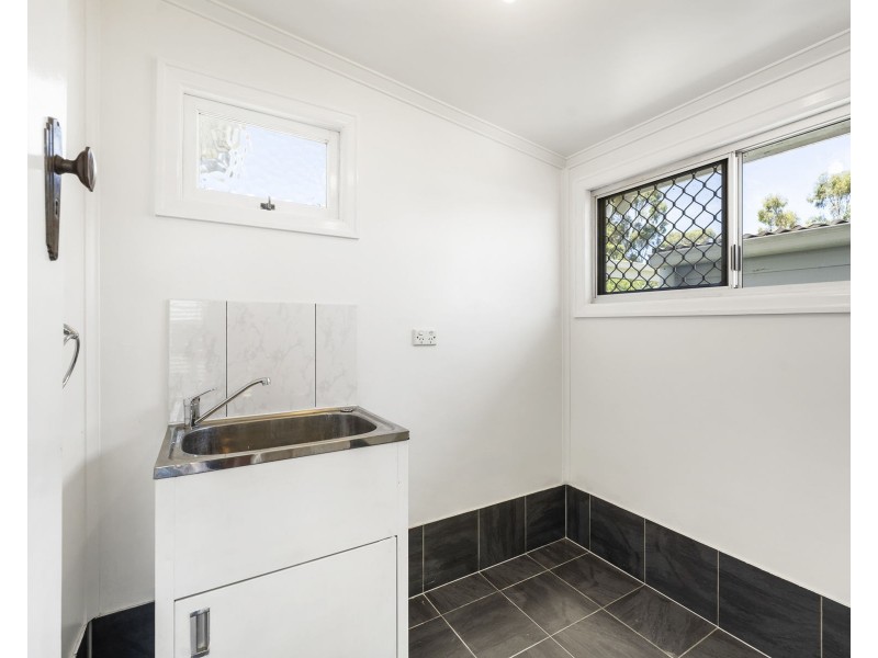 12 John Street, Goombungee QLD 4354
