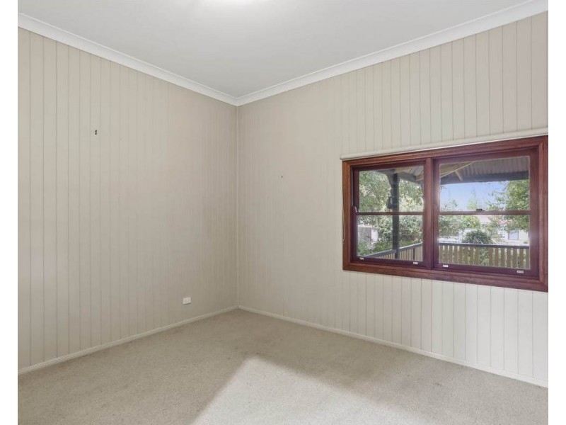 19 Herries Street, East Toowoomba QLD 4350