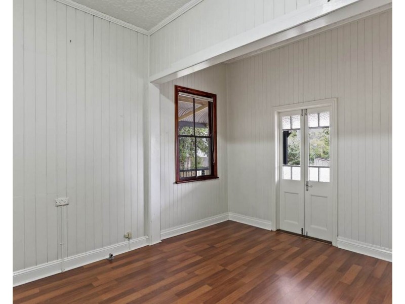 19 Herries Street, East Toowoomba QLD 4350