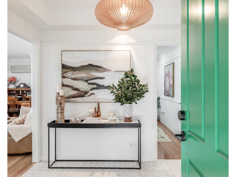 1 Eclipse Court, Highfields QLD 4352