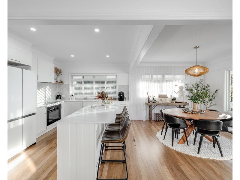 1 Eclipse Court, Highfields QLD 4352