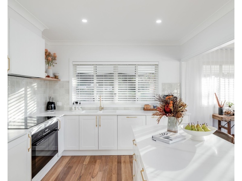 1 Eclipse Court, Highfields QLD 4352