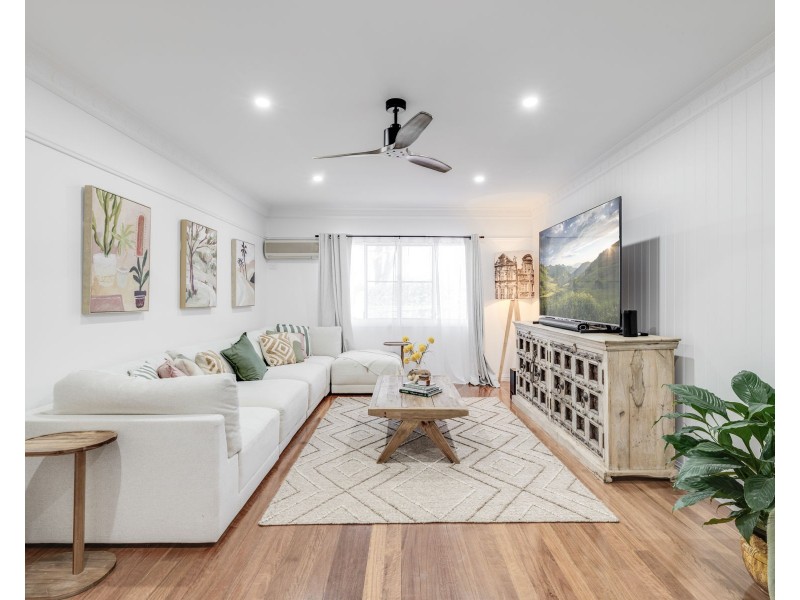 1 Eclipse Court, Highfields QLD 4352