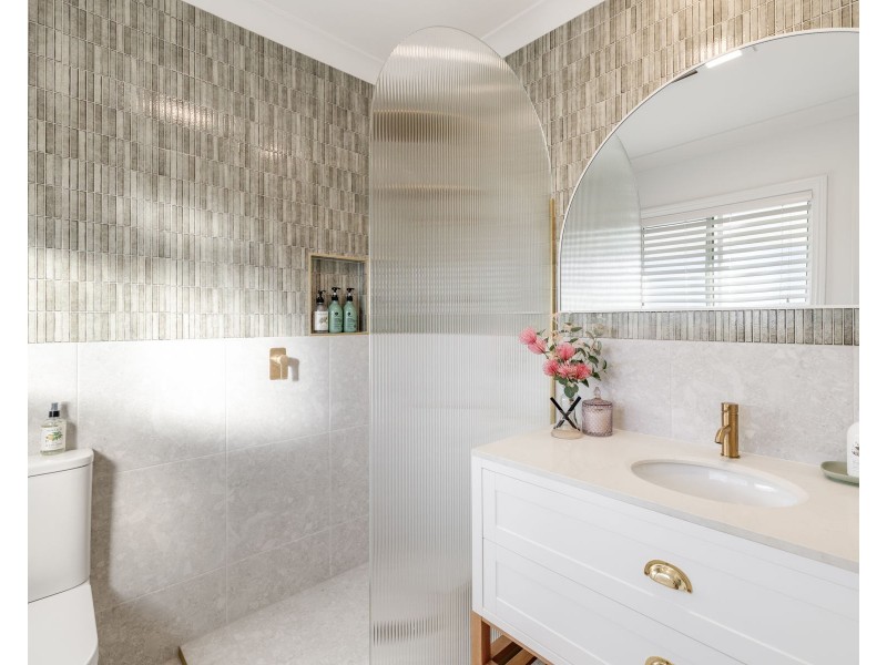 1 Eclipse Court, Highfields QLD 4352