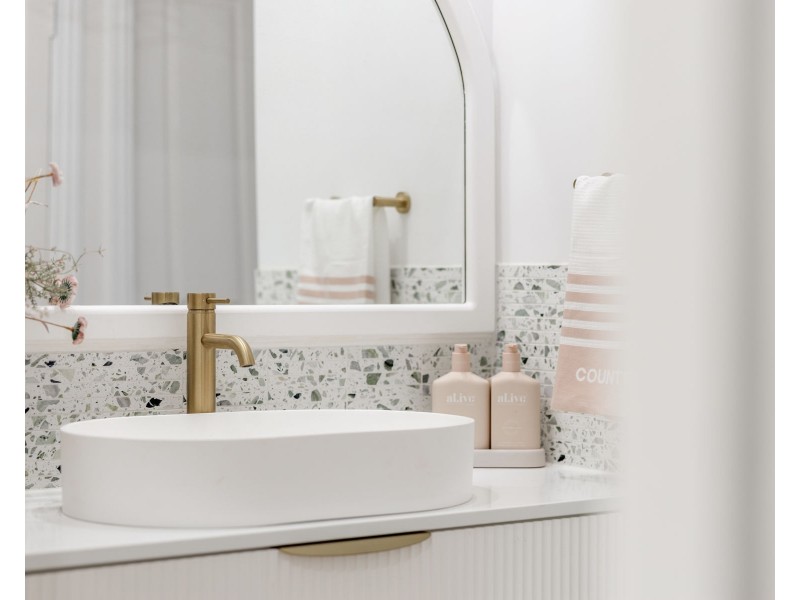 1 Eclipse Court, Highfields QLD 4352