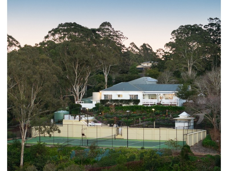 1 Eclipse Court, Highfields QLD 4352