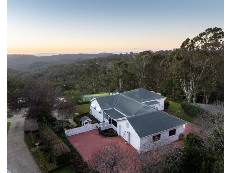 1 Eclipse Court, Highfields QLD 4352