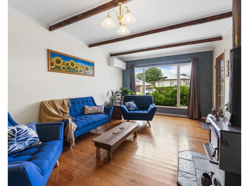 1 Norah Street, Centenary Heights QLD 4350