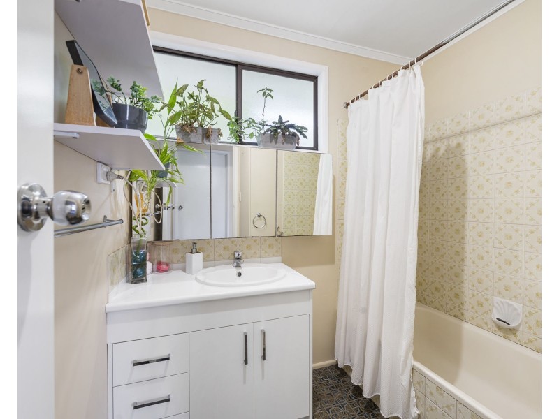 102 Main Street, Westbrook QLD 4350