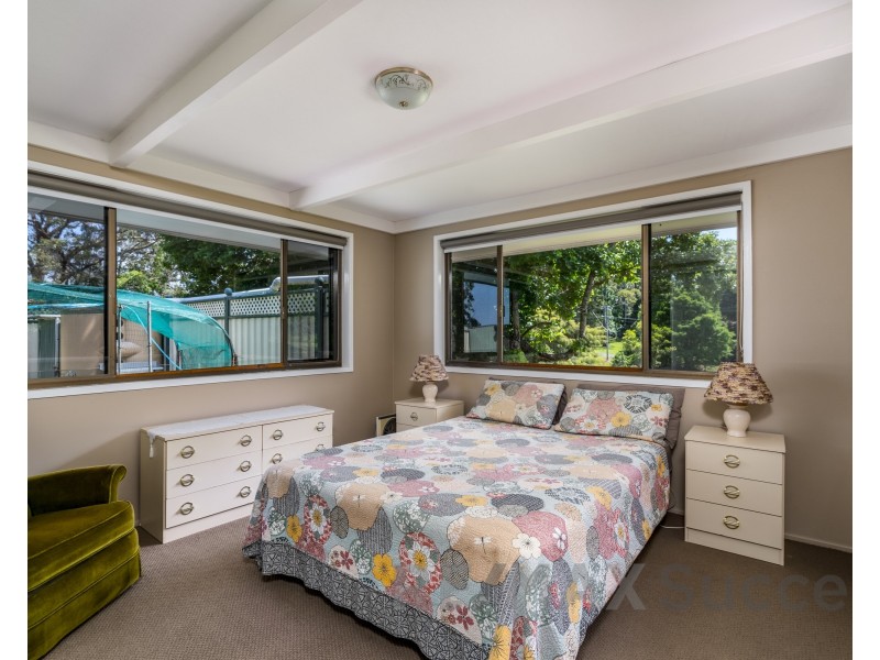 5 Blue Meadow Court, Blue Mountain Heights QLD 4350