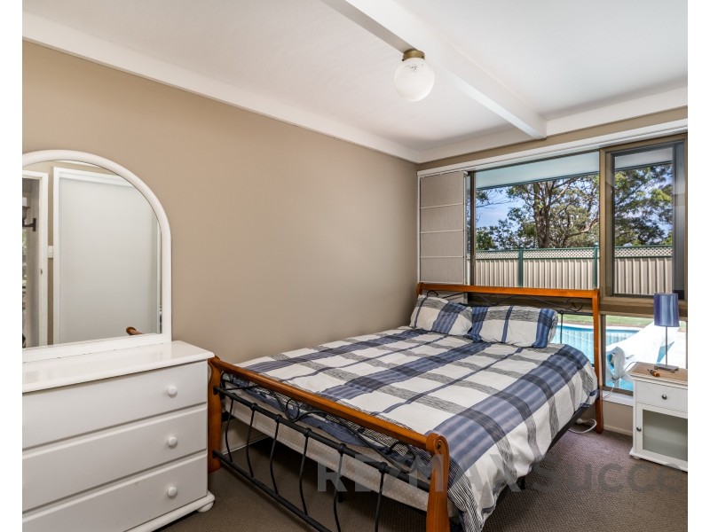 5 Blue Meadow Court, Blue Mountain Heights QLD 4350