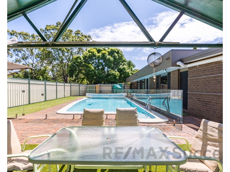 5 Blue Meadow Court, Blue Mountain Heights QLD 4350