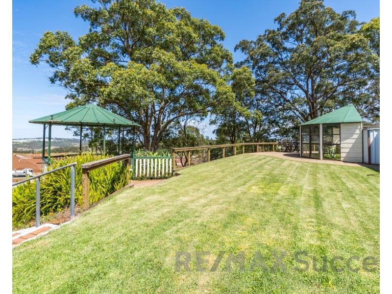 5 Blue Meadow Court, Blue Mountain Heights QLD 4350