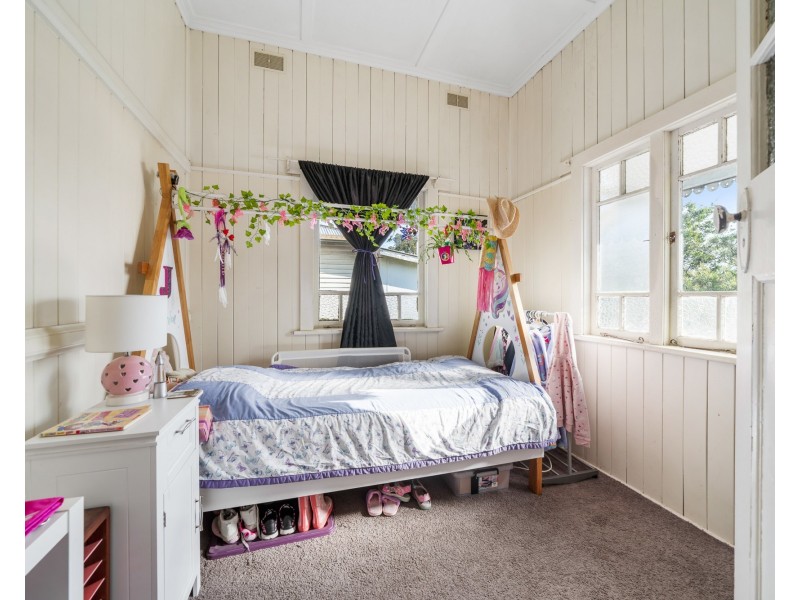 205 Ruthven Street, North Toowoomba QLD 4350