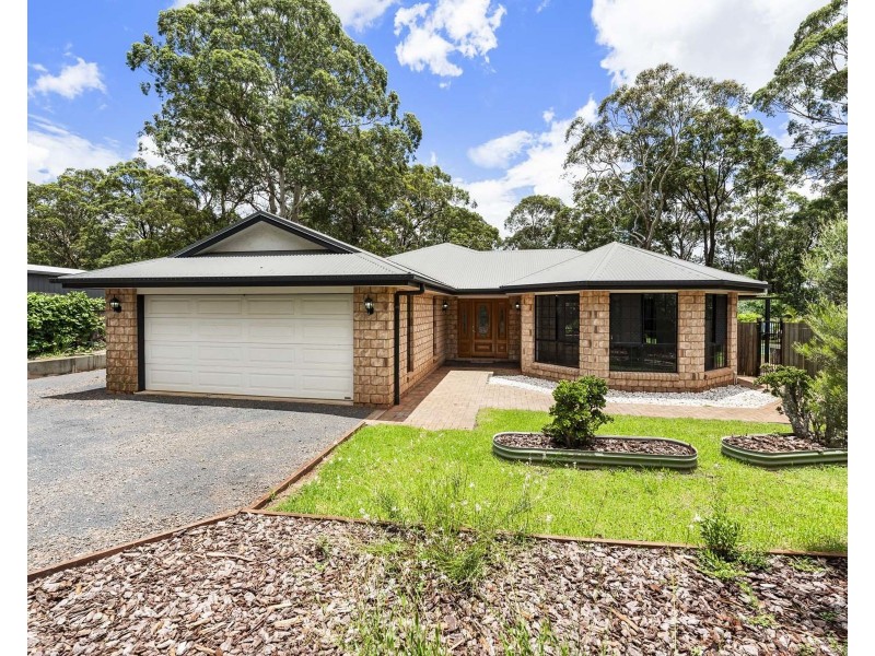 2 Wattle Close, Highfields QLD 4352