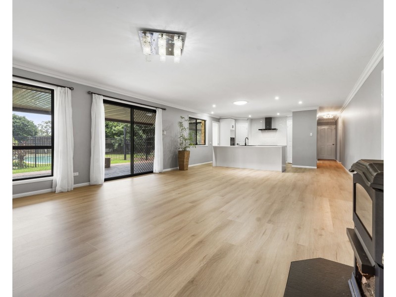 2 Wattle Close, Highfields QLD 4352