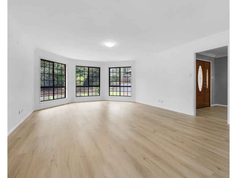 2 Wattle Close, Highfields QLD 4352