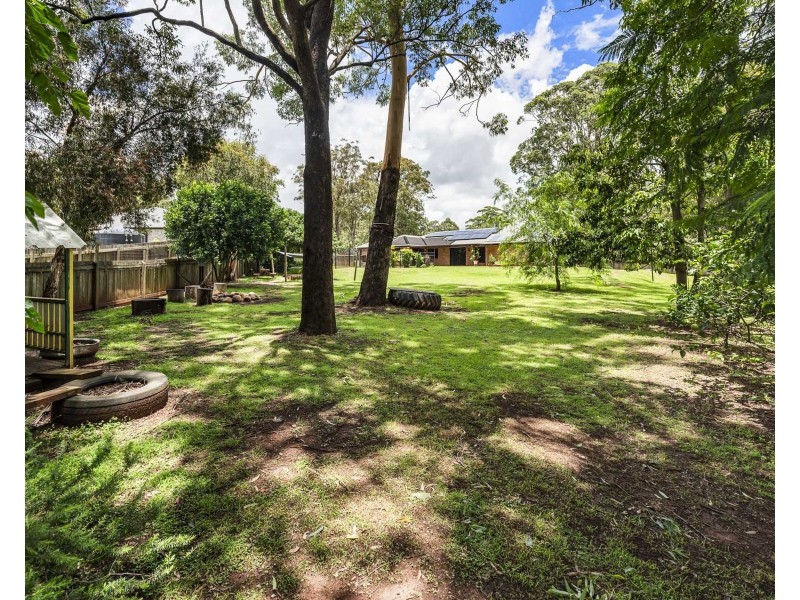 2 Wattle Close, Highfields QLD 4352