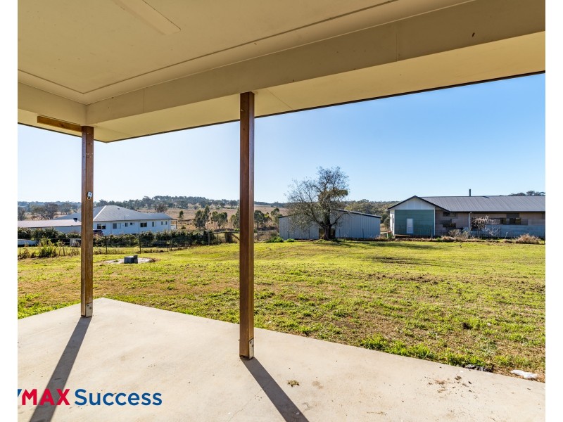 7 Christo Court, Meringandan West QLD 4352