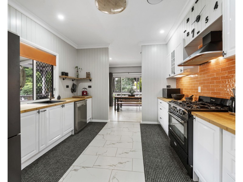 7 Lemnos Street, Harlaxton QLD 4350