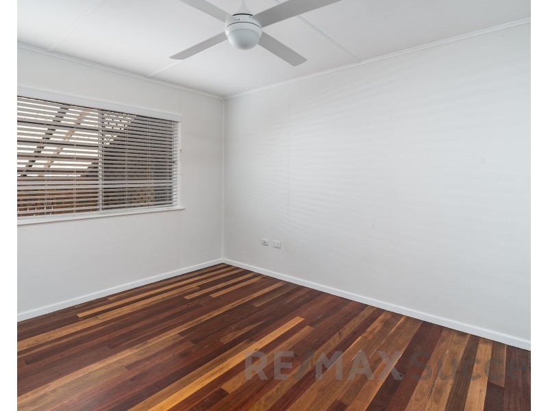 8 Norah Street, Centenary Heights QLD 4350