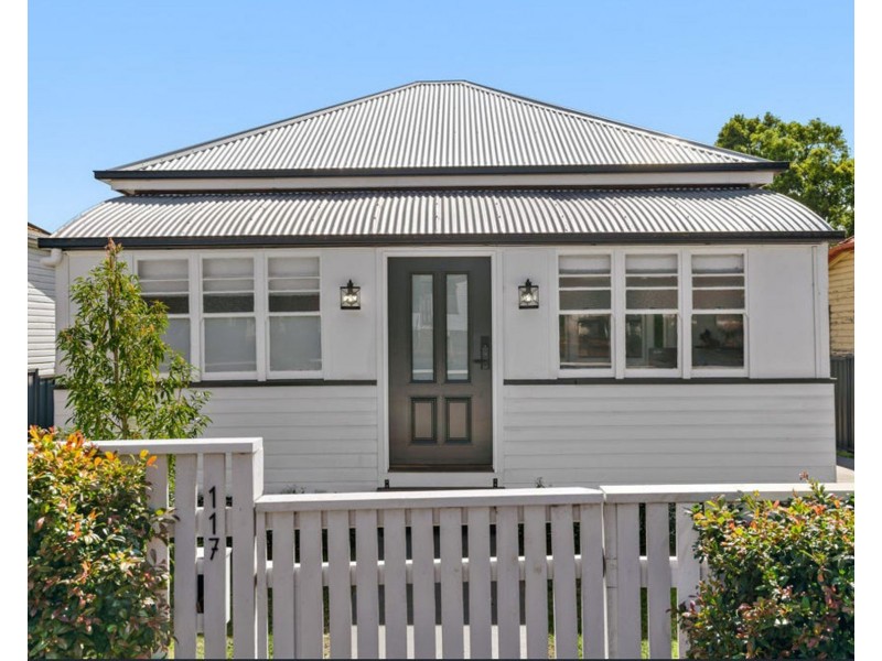 117 James Street, East Toowoomba QLD 4350