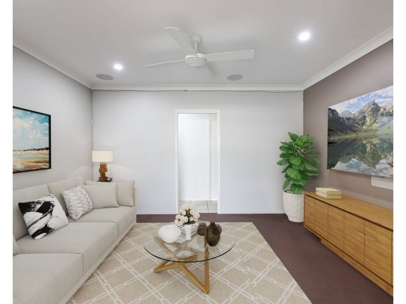 18 Howard Street, Middle Ridge QLD 4350