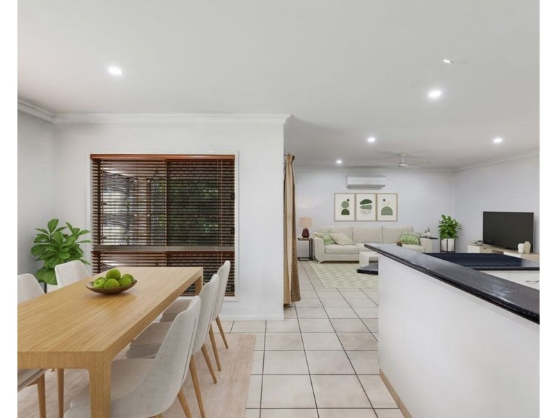 18 Howard Street, Middle Ridge QLD 4350