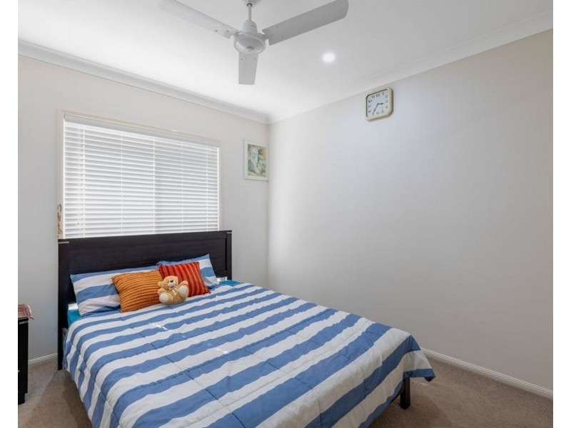 18 Howard Street, Middle Ridge QLD 4350