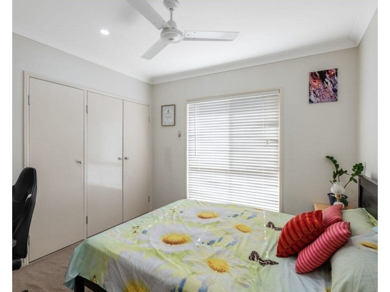 18 Howard Street, Middle Ridge QLD 4350